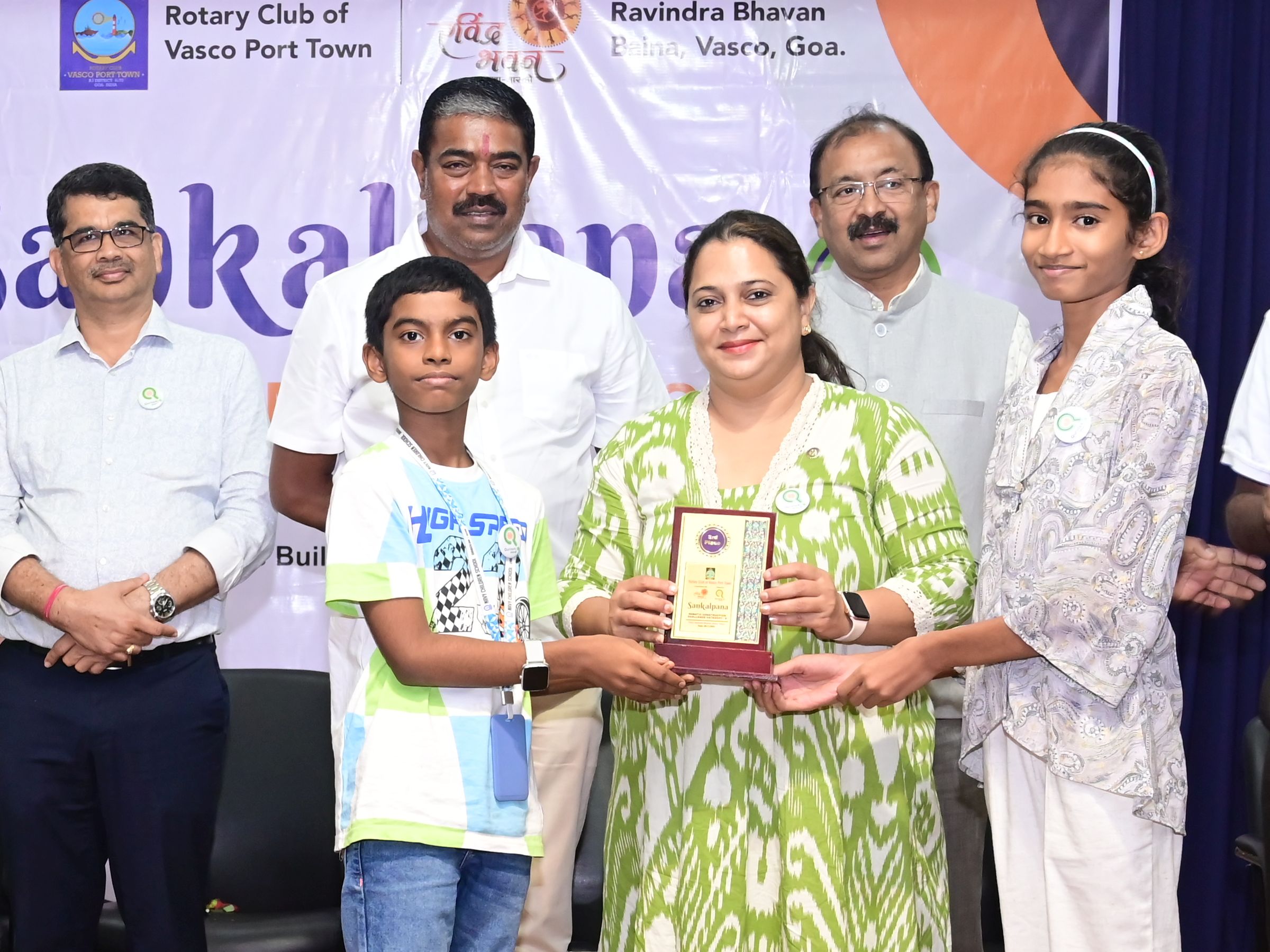 3rd Place – Sanika Naik from St Thereza School & Krishir from Navy School