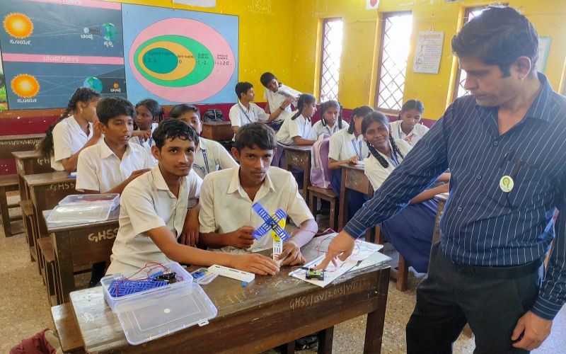 Students Learn to Innovate through Robotics Workshop at Government High School, Sada