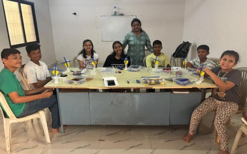 Free Robotics Workshop Held in Zuarinagar, Goa